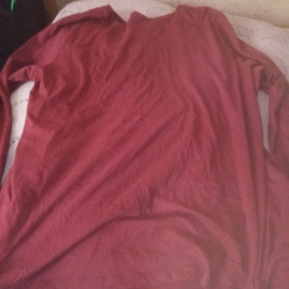 Time and Tru Women's Crew Neck Sweater - Red